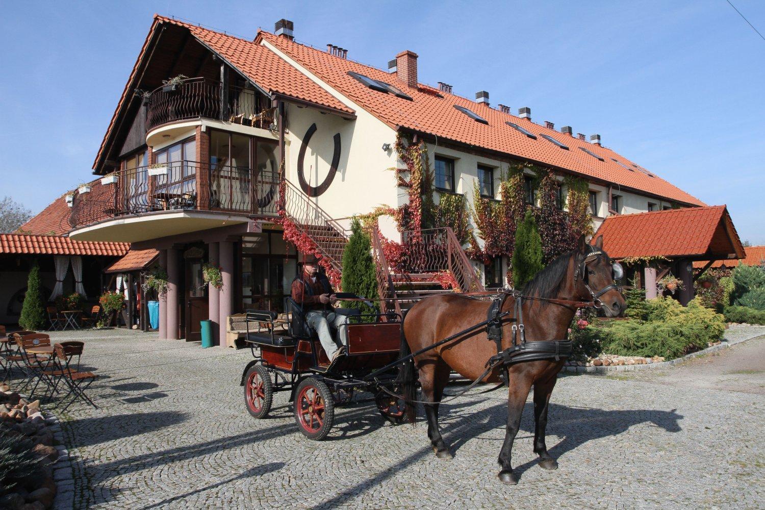 Podkowa Modliszow Villa Bagian luar foto